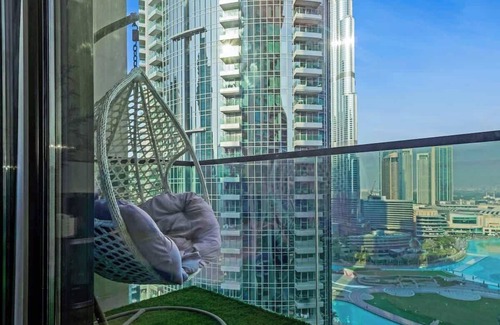 Downtown Dubai Apartment | Luxurious 3BR, Full Burj Khalifa & Fountain view