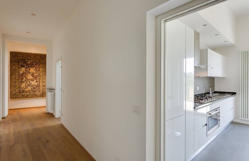 Oltrarno Villa | Luxurious 4 bedroom, 4 bathroom property