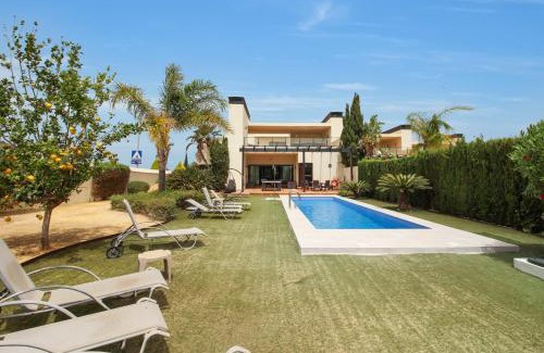 El Beal Villa | Luxurious 4 Bedroom Villa With Private Pool