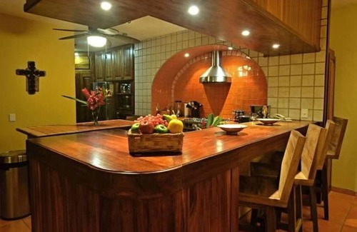 La Cruz de Huanacaxtle Villa | Luxurious 6 bedroom, 7 bathroom Mexican Villa in the Bay of Banderas.