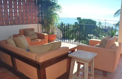 La Cruz de Huanacaxtle Villa | Luxurious 6 bedroom, 7 bathroom Mexican Villa in the Bay of Banderas.