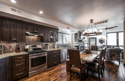 Park City House | Luxurious and modern townhome with a ton of room!