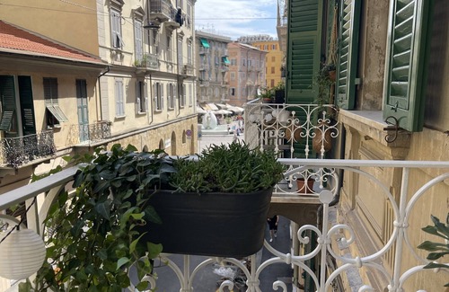 La Spezia Historic Centre Apartment | Luxurious apartment, balcony with city view, central, close to trains for 5Terre