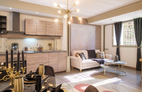 Historic Center Apartment | Luxurious apartment in the center of Bologna
