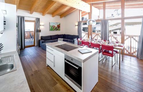 Gerlos Apartment | Luxurious Apartment with Sauna, Garage, Roof Terrace