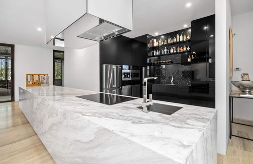 Jan Juc House | Luxurious Architecturally Designed 4 Bedroom Home