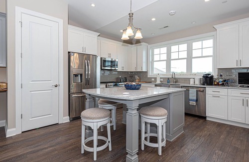 Ocean City House | Luxurious Assateague Overlook Townhouse Sleeps 10