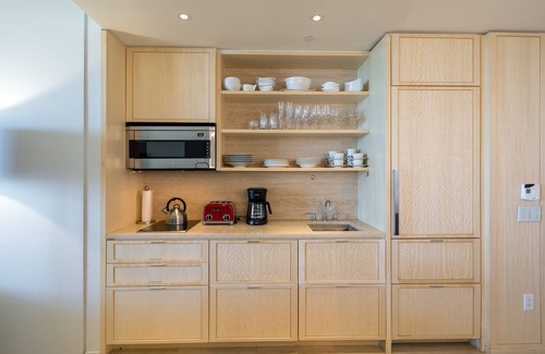 Bal Harbour Condo | Luxurious Atlantic Suite in Bal Harbour 5-Star Resort!