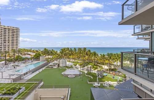 Bal Harbour Condo | Luxurious Atlantic Suite in Bal Harbour 5-Star Resort!