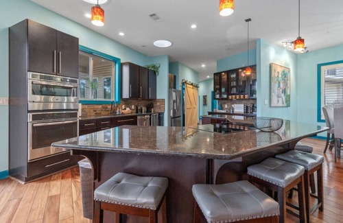 Hot Springs Village House | Luxurious Balboa Lakefront Retreat