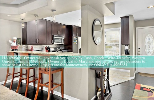 North Ocean City House | Luxurious Bayfront Home, OC MD On the water, Sleeps 12 guest, Boat access.