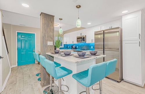 Myrtle Beach House | Luxurious Beach Side HOT TUB VILLA/Miami themed/2 story/updated