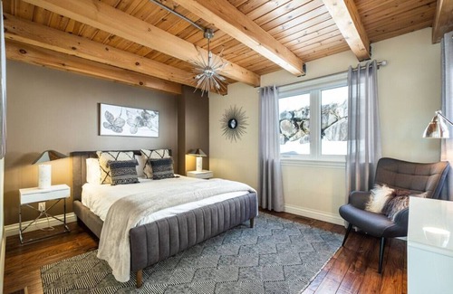 Saint-Faustin-Lac-Carre Ski Chalet | LUXURIOUS COTTAGE- Mt-TremblantArea/Ski/Lake/Spa