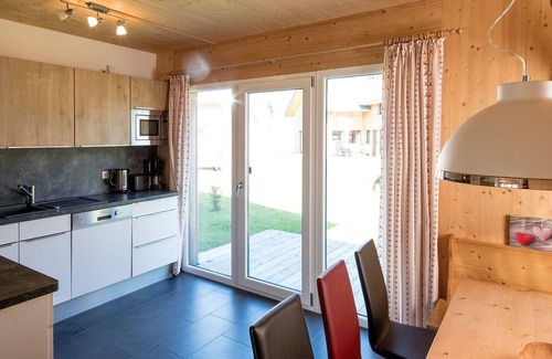 Murau Ski Chalet | Luxurious Chalet in Murau with Terrace