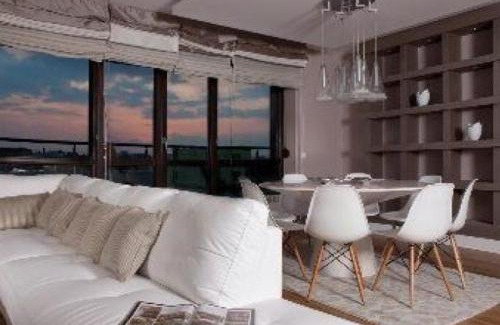 Oborishte Apartment | Luxurious condo in downtown