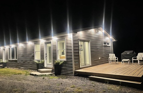 Muskoka Lakes House | Luxurious cozy getaway in the heart of Muskoka!