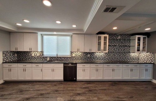 Santa Ana House | Luxurious Disneyland Pool Vacation House