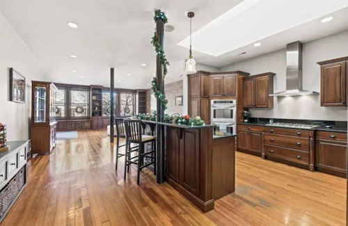 Jefferson City House | Luxurious downtown loft with amazing rooftop views