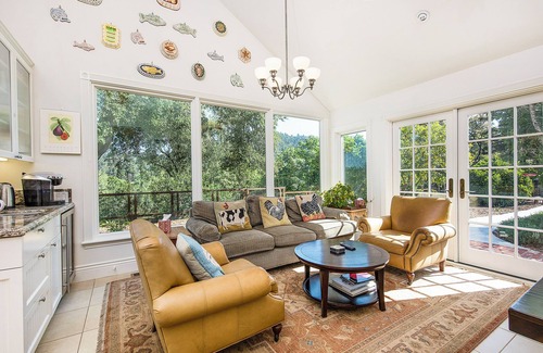 Healdsburg House | Luxurious Enchanting Healdsburg estate style retreat, sleeps 12, pool, firepit