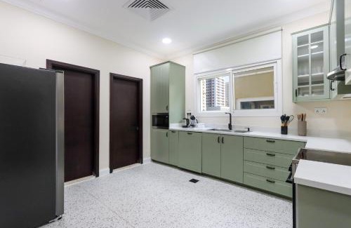 Dubai Villa | Luxurious Five Bedroom Villa with Private Pool