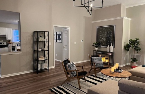 Westfield House | Luxurious Grand Park Home with Game Room and XBox