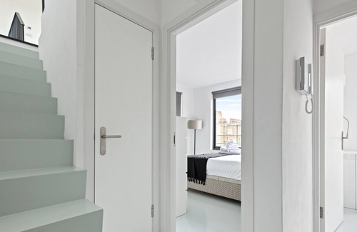Knightsbridge Apartment | Luxurious Harrods Penthouse with Stunning Views
