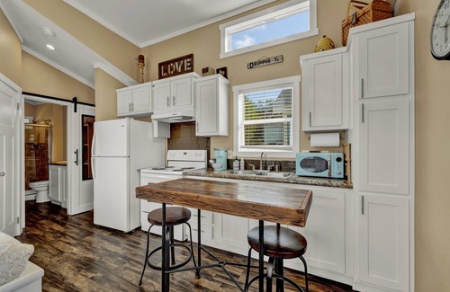 Dripping Springs House | Luxurious Hill Country Retreat With Pool and Firepit!