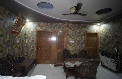 Varanasi Apartment | Luxurious hotel or apartment in Varanasi city nNear ghat Central Varanasi kashi