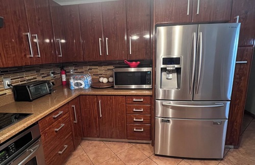San Antonio House | Luxurious house : 6 BR Home Theater, 3 Baths, Pool, Grill, & Playground.