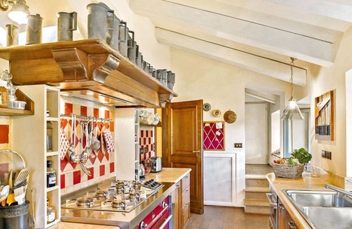 Sarteano Villa | Luxurious independent villa with 12 beds in Val d'Orcia
