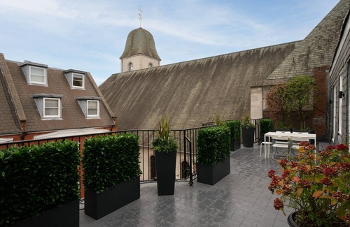 Dudden Hill Apartment | LUXURIOUS KNIGHTSBRIDGE SINGLE FLOOR PENTHOUSE + 4 BEDROOMS + LARGE ROOF PATIO