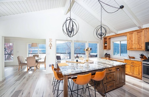 Whitefish House | Luxurious Lakefront Escape on Whitefish Lake