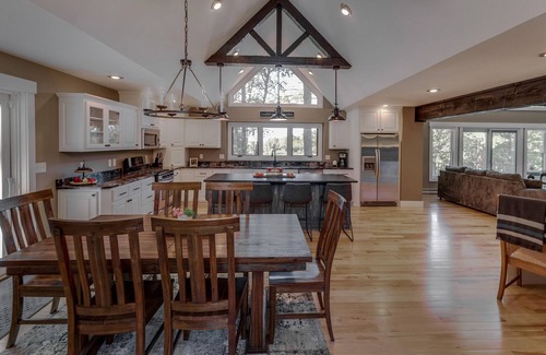 Pequot Lakes House | Luxurious Lakefront Retreat Near Crosslake, MN