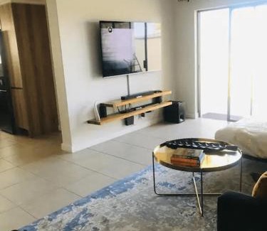 Cape Town Apartment | Luxurious Lifestyle