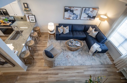 Tallahassee Condo | Luxurious Living, Fully Renovated w/Amenities