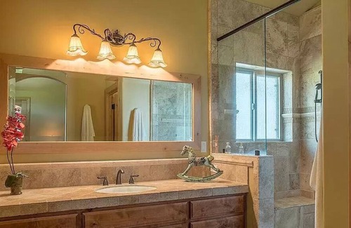 South Lake Tahoe House | LUXURIOUS: Most Magical Mansion/AC/Kids friendly & Accessible for elders