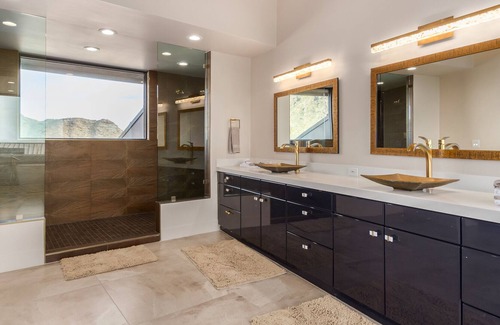 Pointe Villa | Luxurious Mountaintop Mansion, Heated Pool & Views