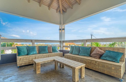 Kurimiauw Villa | Luxurious OCEAN VIEW Getaway