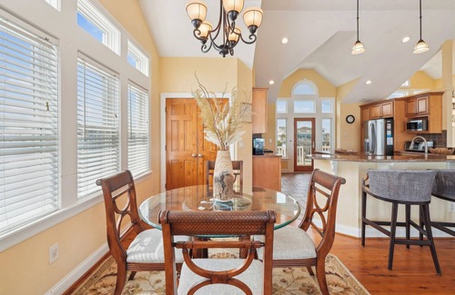 Carolina Dunes House | Luxurious oceanfront home with spacious accommodations and amenities