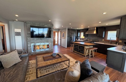 Bodega Bay House | Luxurious Oceanfront Retreat Bodega Bay Carmet Beach