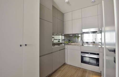 Paris City Center Apartment | Luxurious Parisian Perfection - Île de la Cité-Notre Dame-Cafes
