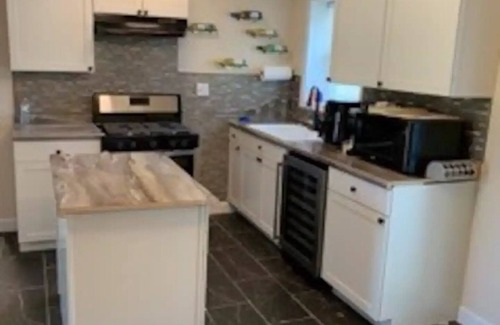 Spanish Lake House | Luxurious & Peaceful 2BR/2BA!