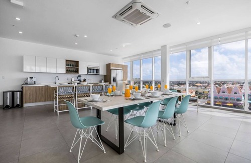 Oranjestad Condo | Luxurious Penthouse overlooking Aruba