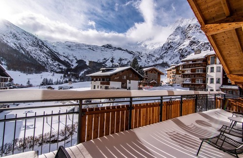 Saas-Fee Apartment | Luxurious penthouse in a prime location in Haus Berghof