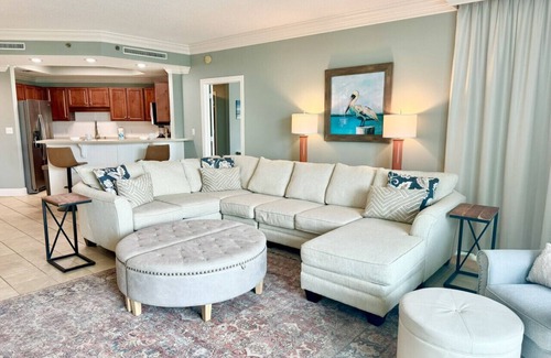 Orange Beach Condo | Luxurious Pet Friendly Unit On The Second Floor With Unbelievable Views!