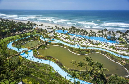 Diamante Resort | Luxurious resort stay for a group/family with beautiful beach and amazing pools!