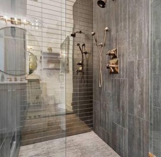 Mid America House | Luxurious Retreat! Private Creek View, Hot-tub, Pool