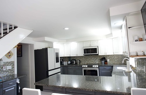 Sandwich House | Luxurious Seaside Serenity Walk to Lake with Beach for SUP, Kayak, Swim