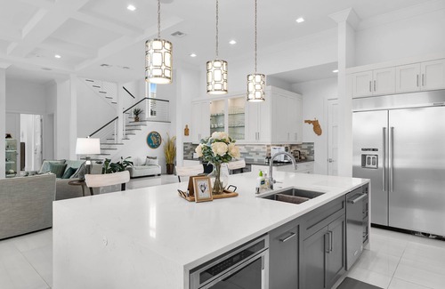 Marco Island House | Luxurious Spacious 6-bedroom, 8-Bath house on fantastic Marco Island