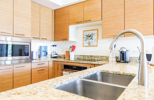 Herreras Condo | Luxurious St. Regis Bahia Beach Villa; access to Golf, Pool, Tennis & Golf Cart